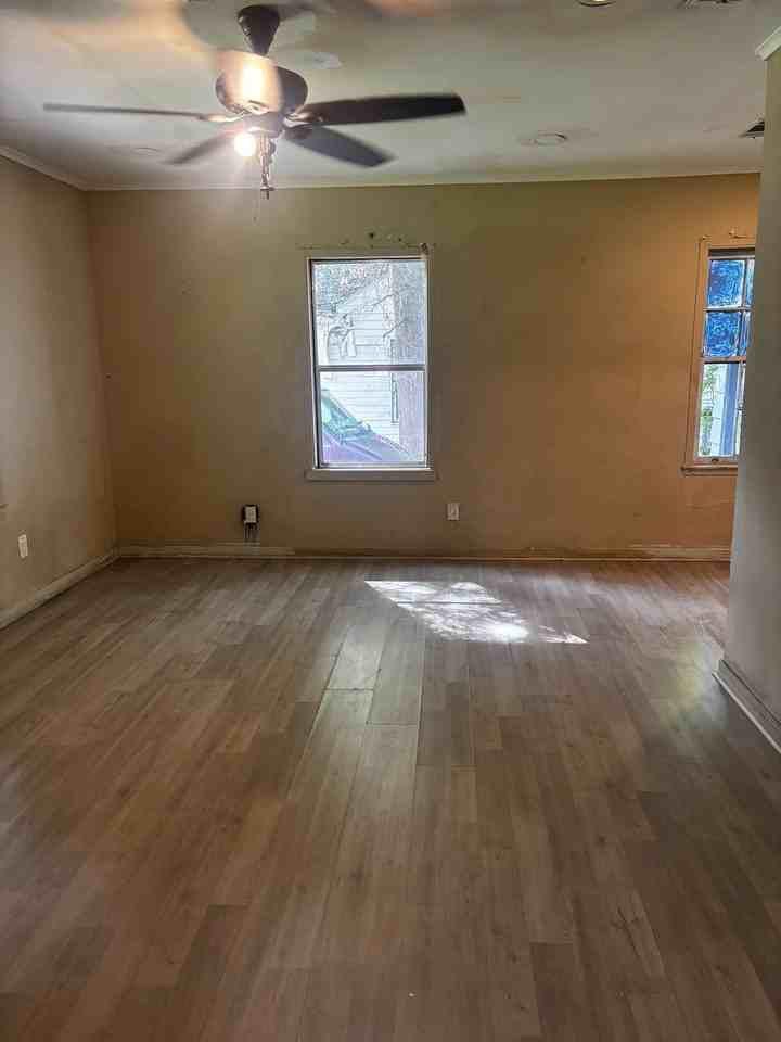 236 Decelle St #1 - Photo 2 of 22