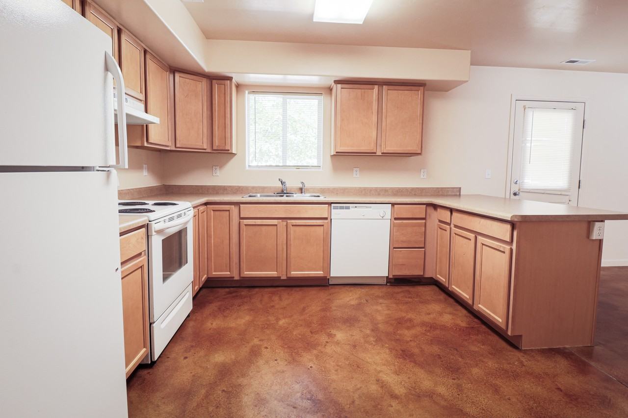 2589 Cactus Rd #D - Photo 2 of 22