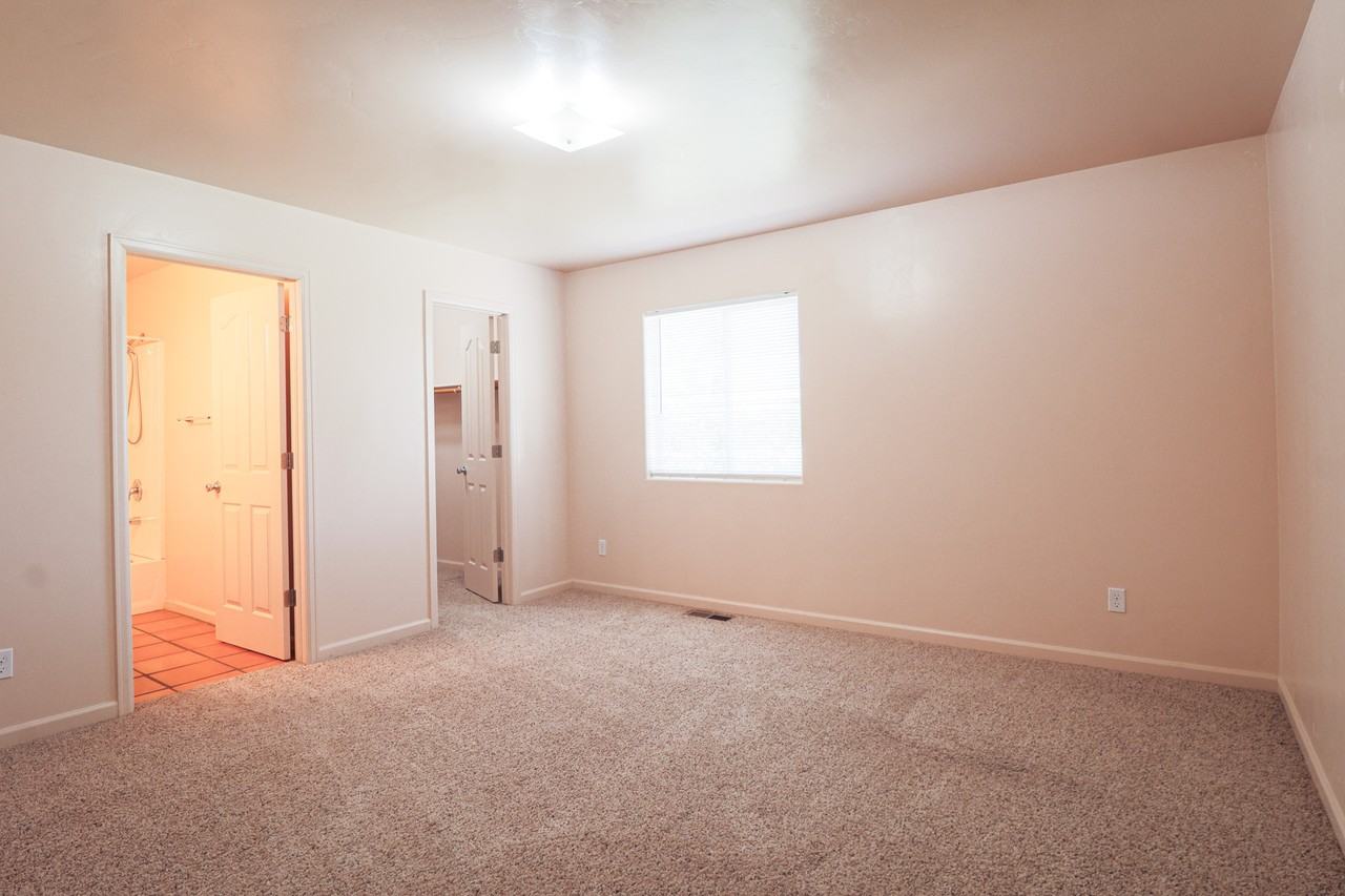 2589 Cactus Rd #D - Photo 5 of 22
