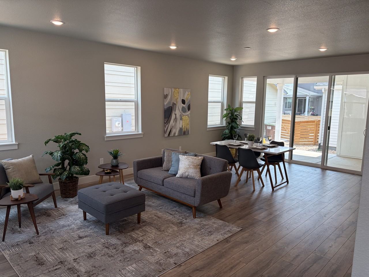 6071 Goodnight Ave #1 - Photo 5 of 25