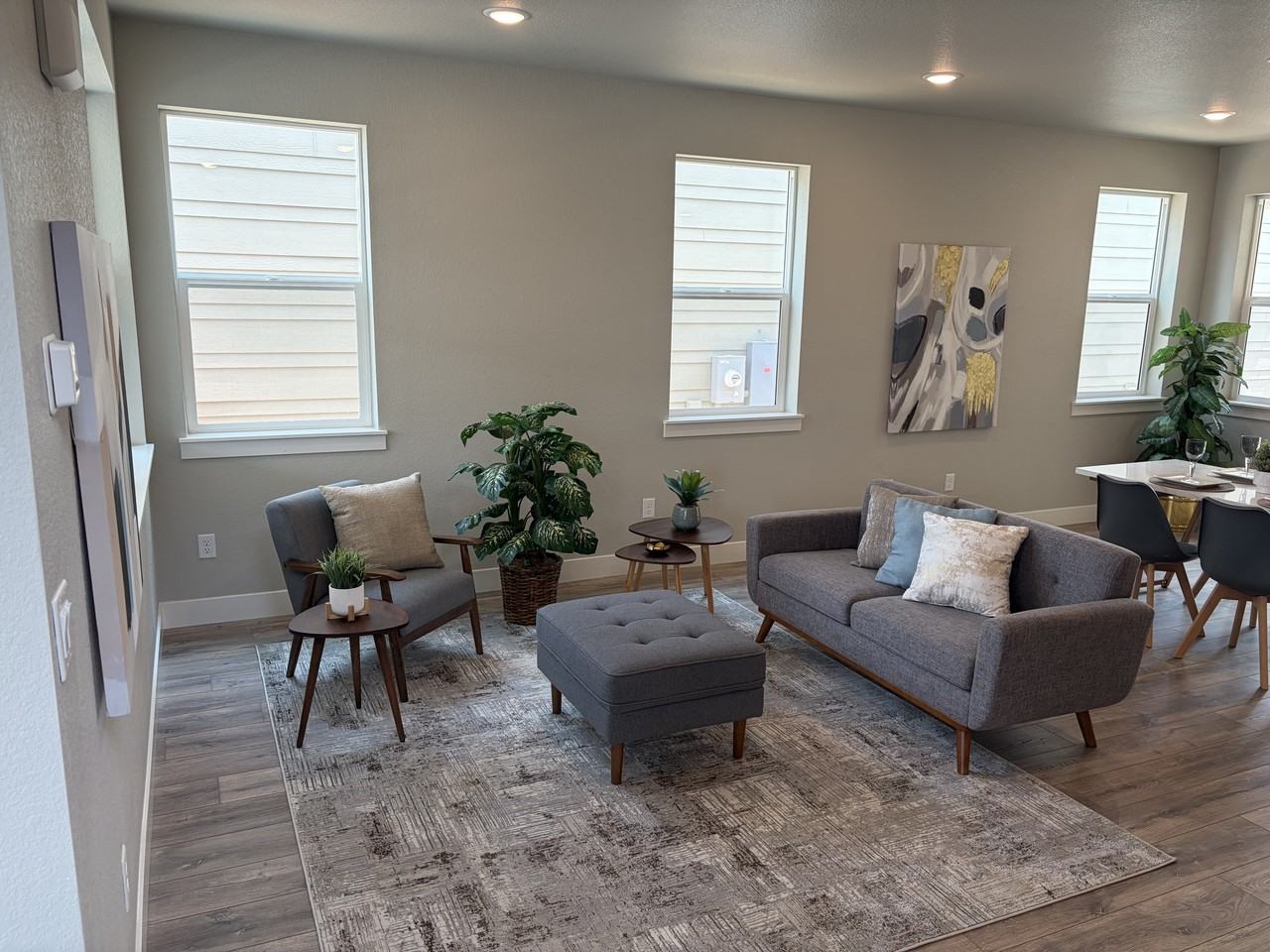 6071 Goodnight Ave #1 - Photo 6 of 25
