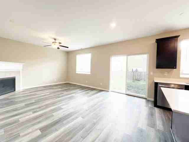 4443 Bay Vista Blvd #1 - Photo 7 of 29