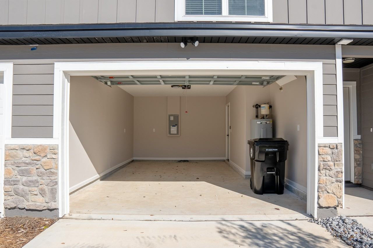 3228 Isabella Ct #3228 - Photo 3 of 19