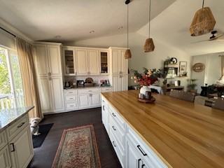 322 Stamford Dr #1 - Photo 3 of 27