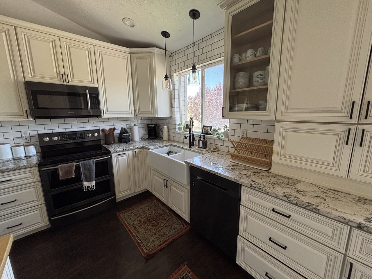322 Stamford Dr #1 - Photo 4 of 27