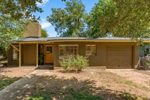 featured image of 1064 Sycamore St