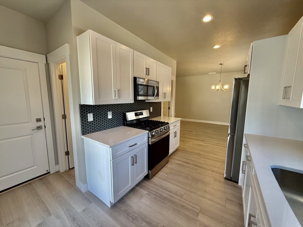 6871 South 190 EastUnit B #1 - Photo 2 of 29