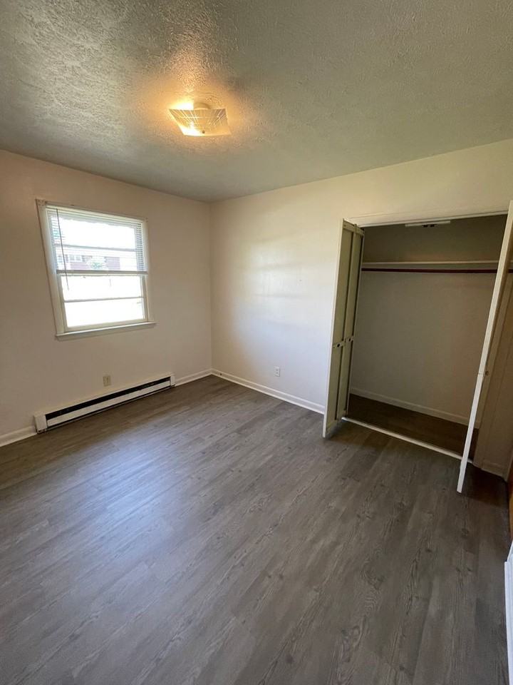 1705 Windover Rd - Photo 2 of 21