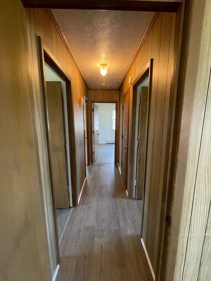 1705 Windover Rd - Photo 7 of 21