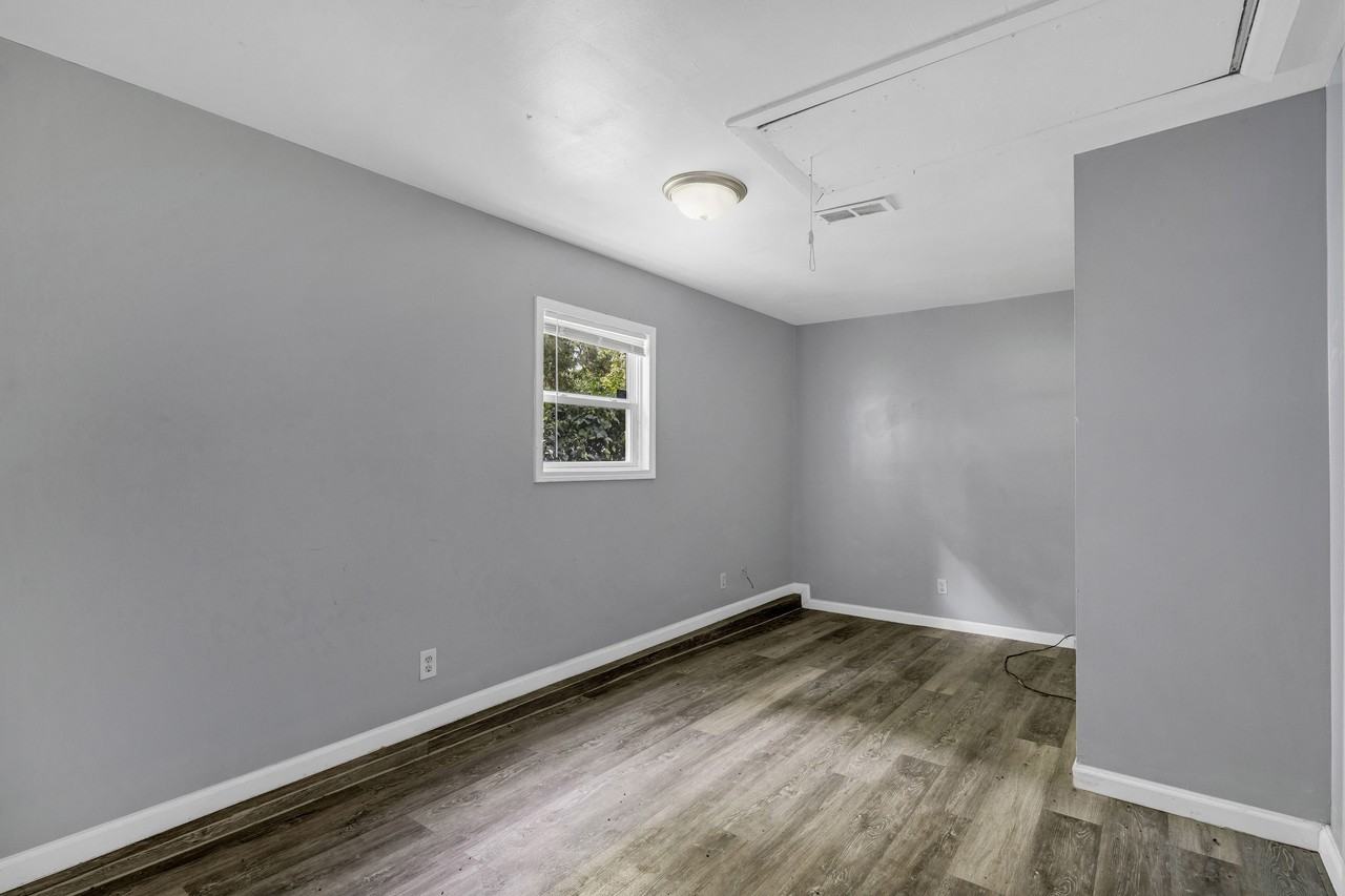 9713 Dennis Dr #1 - Photo 7 of 10
