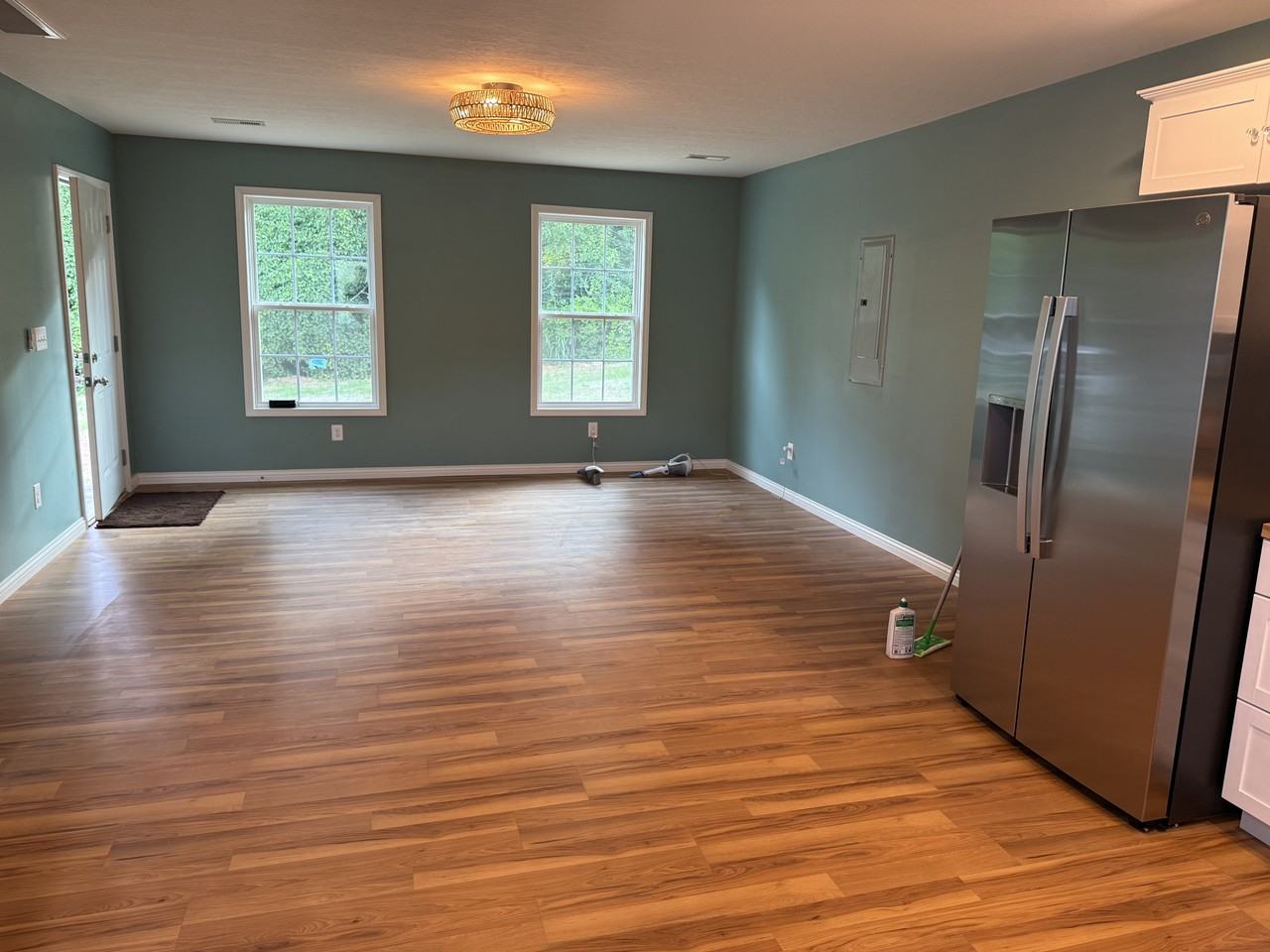 9104 New Jackson Hwy #1 - Photo 2 of 8