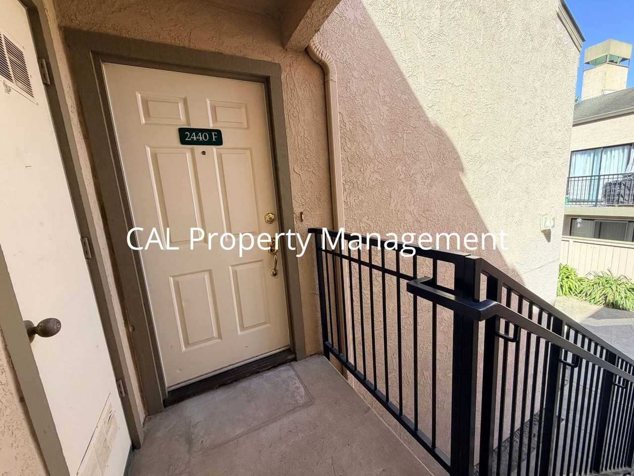 2440 N Main St #F - Photo 5 of 23