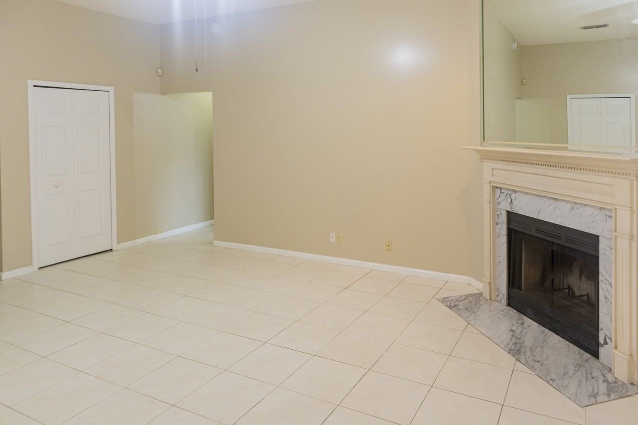 13625 Las Brisas Way #1 - Photo 4 of 20
