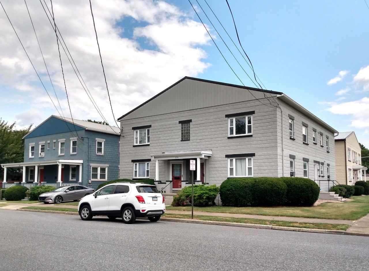 579 Guilford Ave #579-3 - Photo 2 of 22
