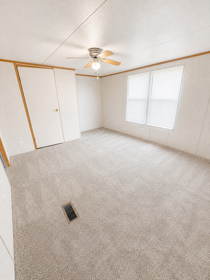 20766 Hamlet Ln #1 - Photo 6 of 19