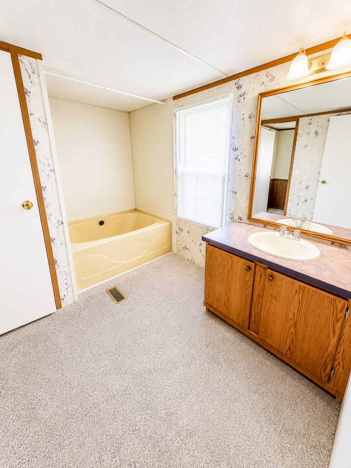 20766 Hamlet Ln #1 - Photo 7 of 19