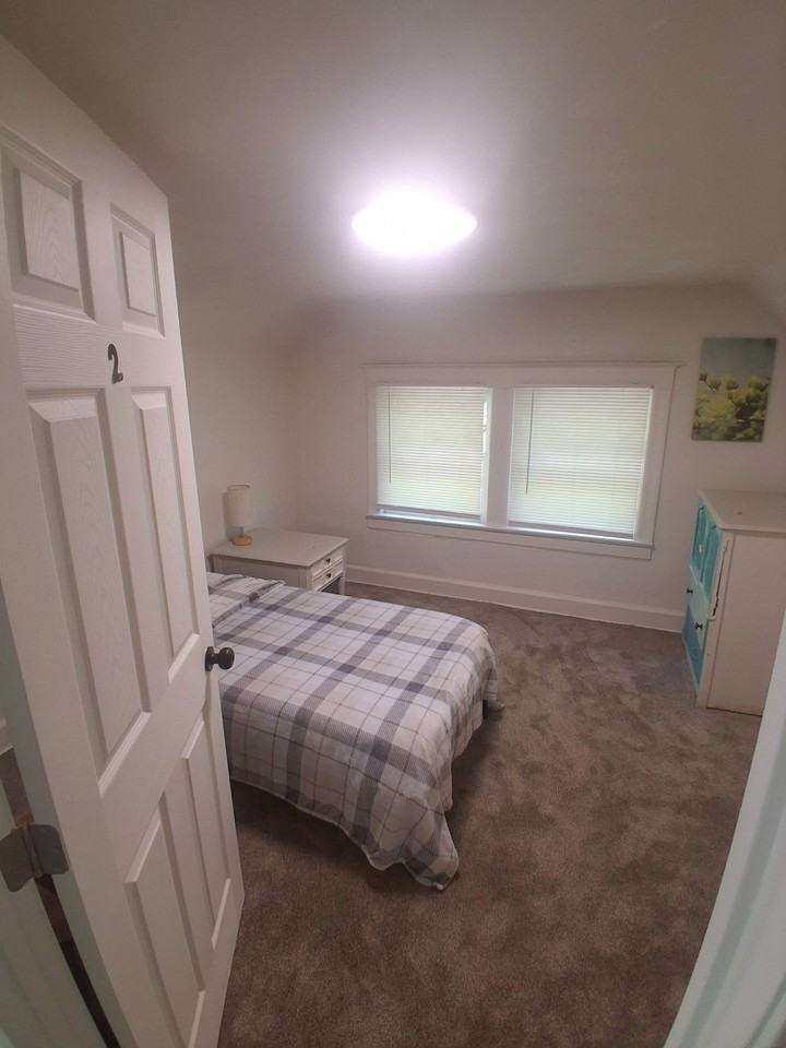3215 E 28th St #2 - Photo 7 of 13