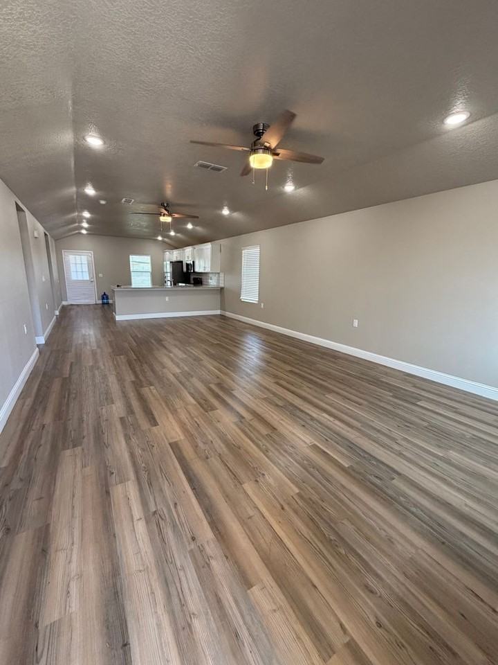 2371 Marlene - Photo 3 of 16