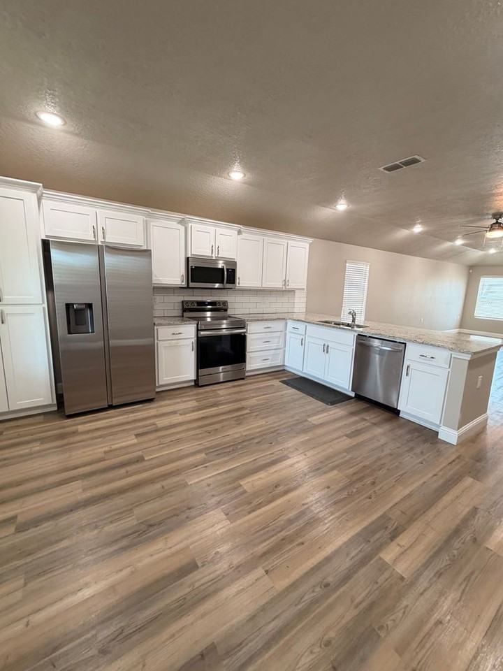2371 Marlene - Photo 5 of 16