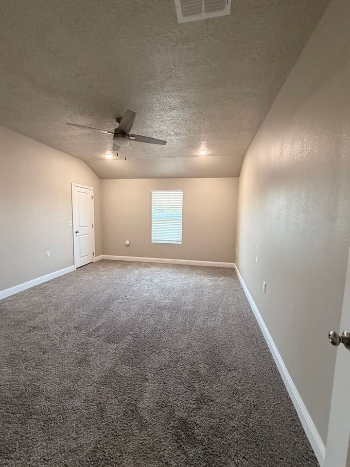 2371 Marlene - Photo 6 of 16