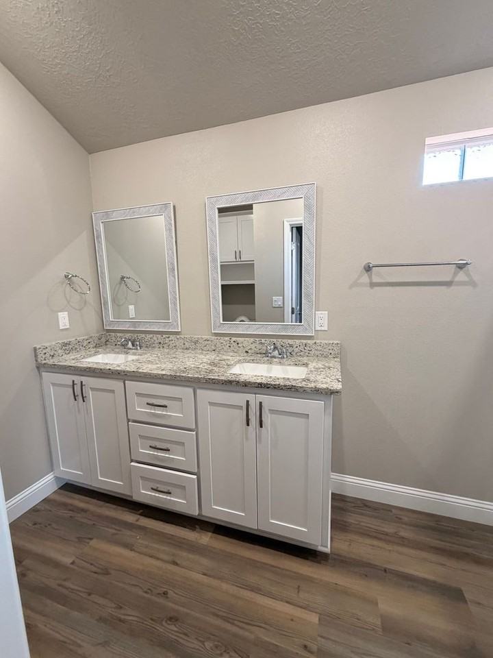 2371 Marlene - Photo 7 of 16