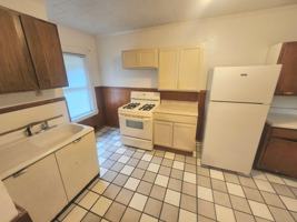 featured image of 52 Lorimer St