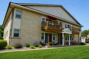 featured image of 100 Paoli St