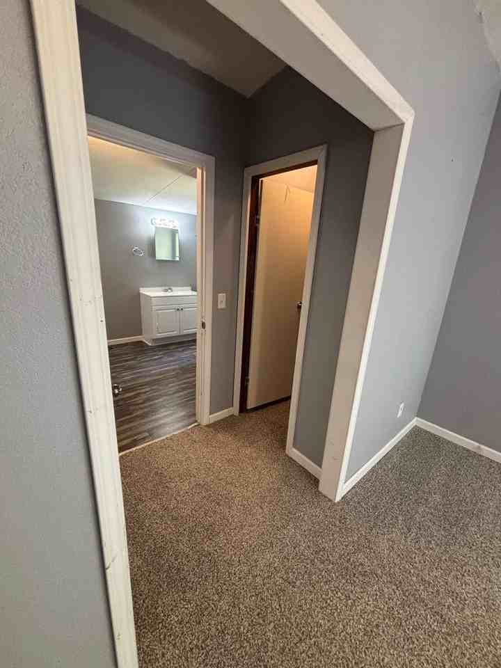 CA-Medallion Court - Photo 6 of 38