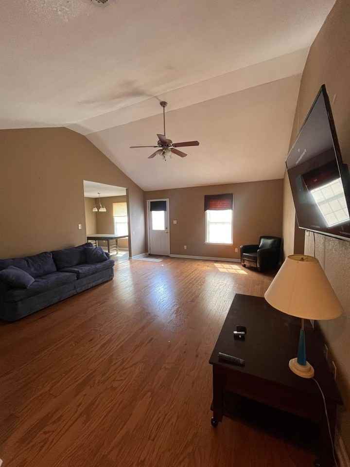 5114 Branch Point Dr - Photo 5 of 14