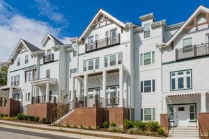 featured image of 821 Porter Rd