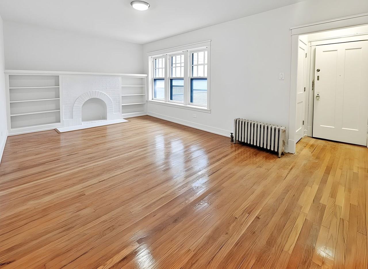 4505 N Kimball Ave - Photo 3 of 11