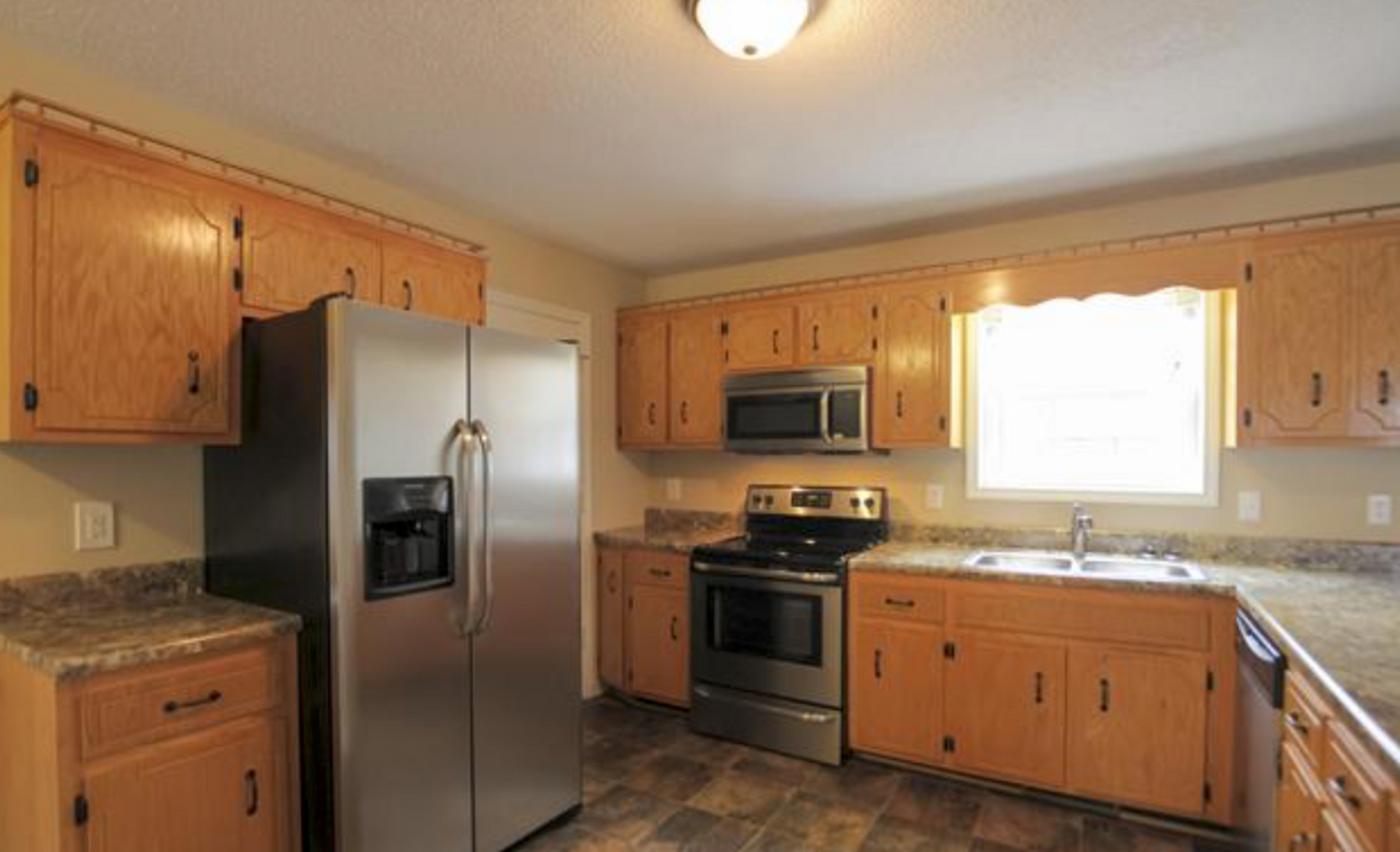 2691 Elkmont Dr - Photo 3 of 14