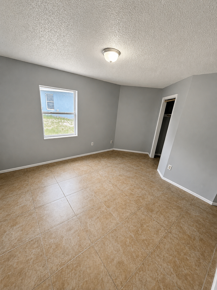 1114 Atlantic Rd - Photo 6 of 7