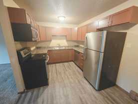 3001 E Rosser Ave - Photo 1 of 1