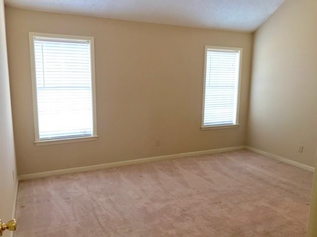 6806 Skylar Mill Ave - Photo 5 of 10