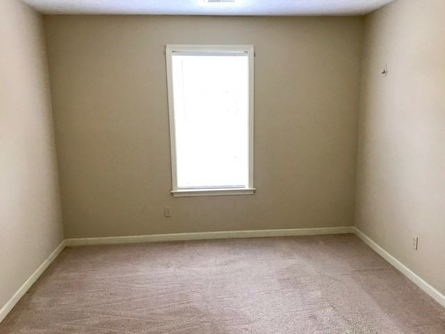 6806 Skylar Mill Ave - Photo 6 of 10