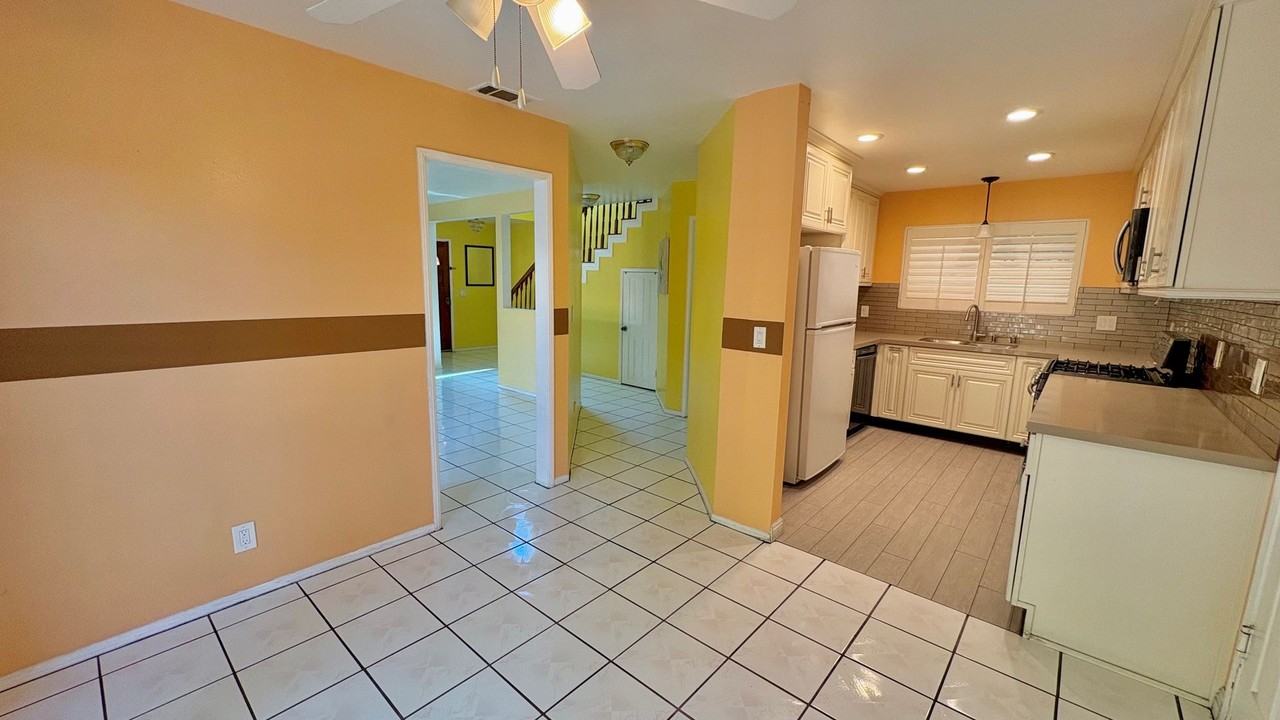 4825 W 119th Pl - Photo 3 of 12