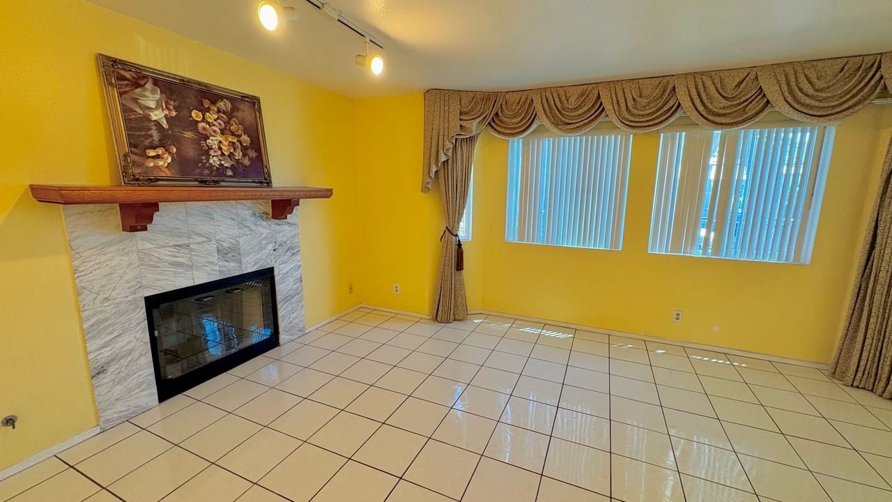 4825 W 119th Pl - Photo 5 of 12