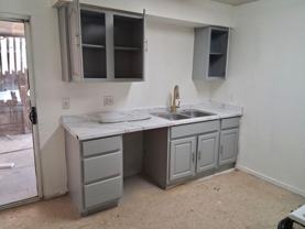 605 N 5th Ave #B - Photo 1 of 1