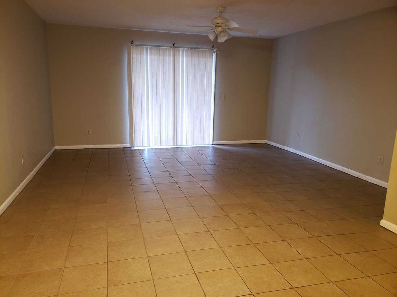5919 Pinetree Ave - Photo 3 of 8