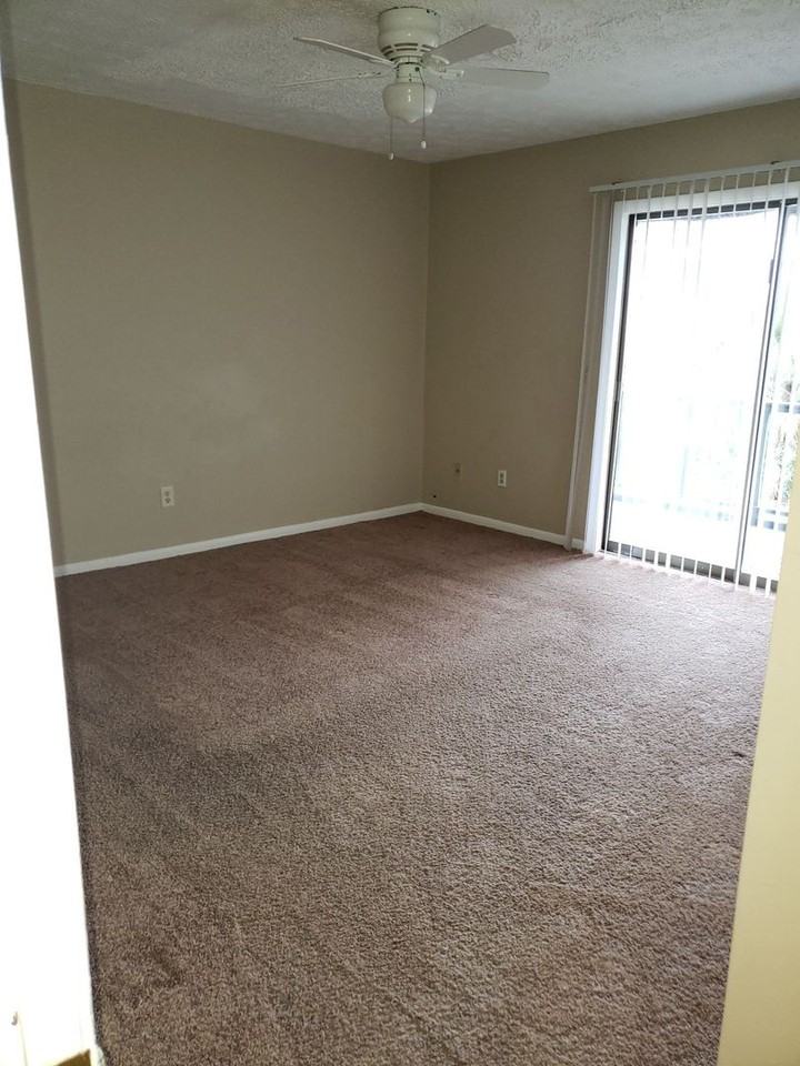 5919 Pinetree Ave - Photo 7 of 8