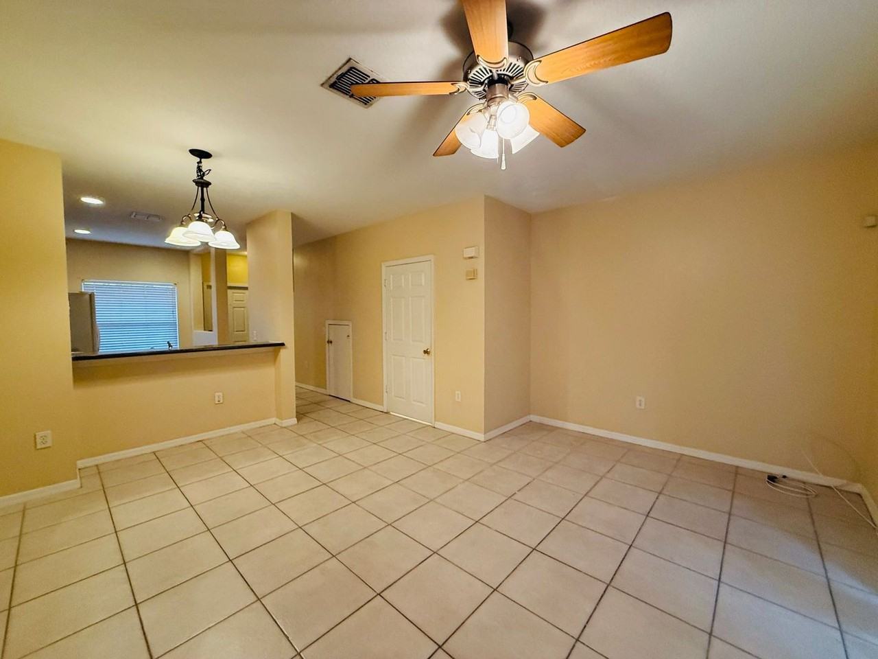 8533 Trail Wind Dr - Photo 4 of 31
