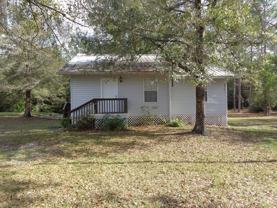 3329 Ne County Road 234 - Photo 1 of 1