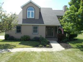 featured image of 1740 Tanglewood Dr