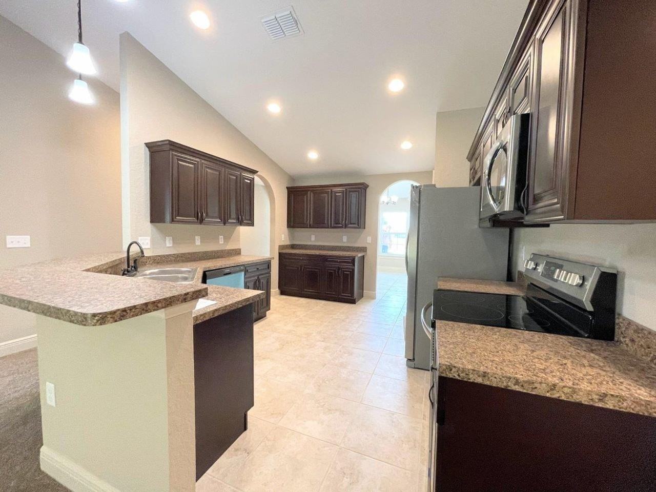 8225 Sw 135th Street Rd - Photo 3 of 17