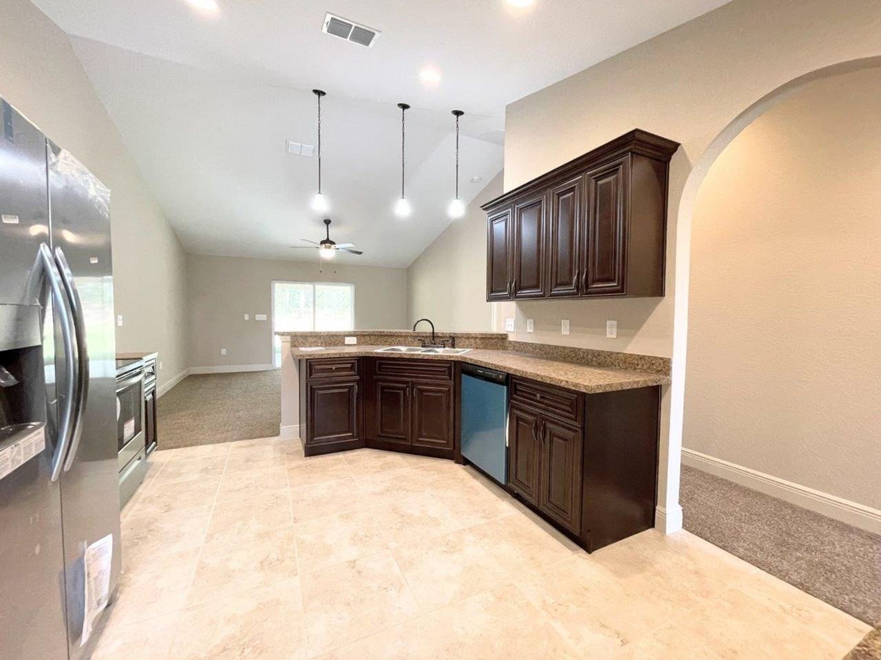 8225 Sw 135th Street Rd - Photo 4 of 17