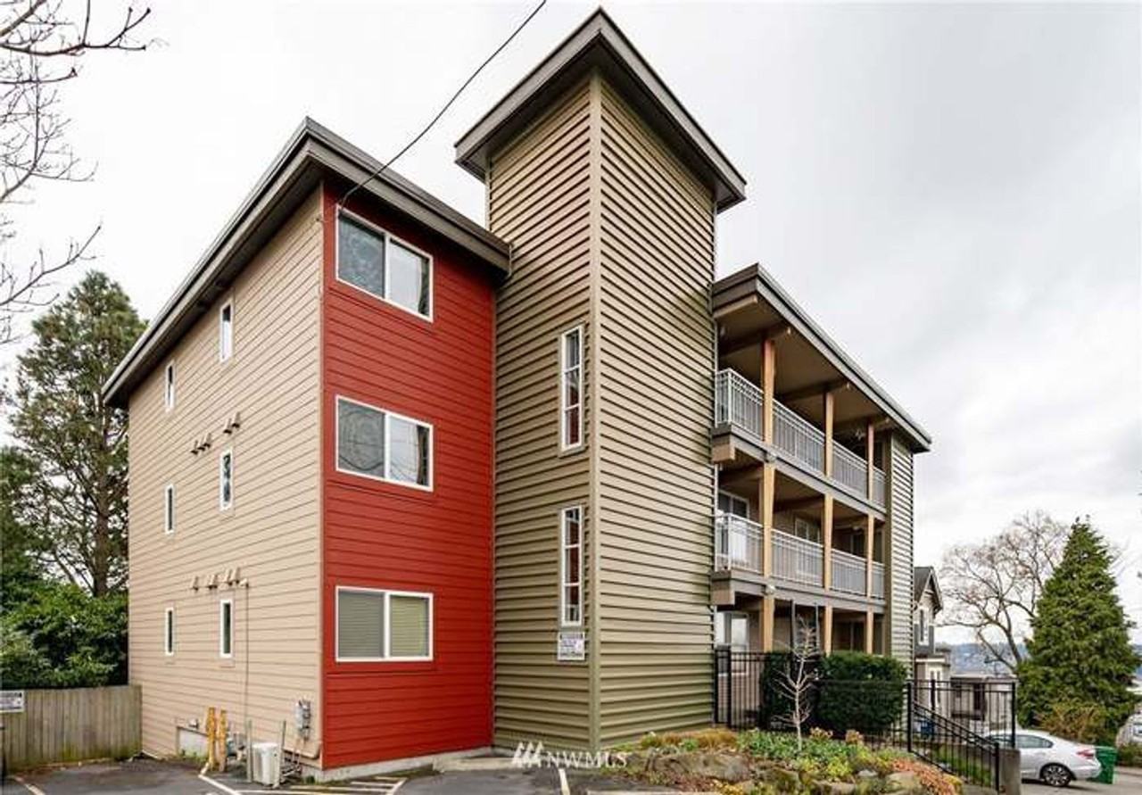121 N 46th St - Photo 2 of 19