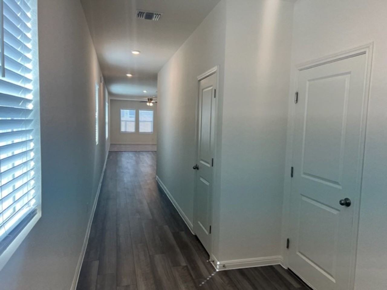 109 Mouflon Rd - Photo 6 of 38