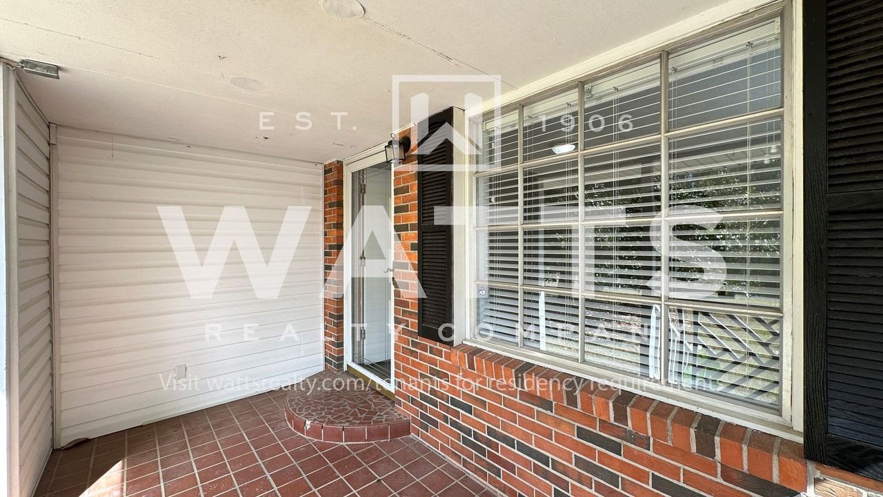 5021 Sutherland Rd - Photo 3 of 25