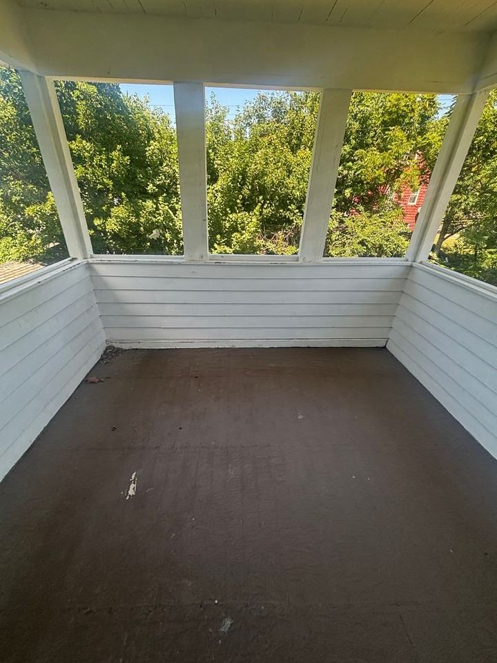 12327 Phillips Ave - Photo 5 of 10